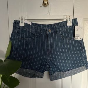 H&M Regular Waist Jean Shorts